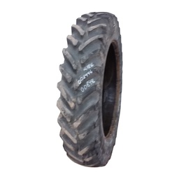 380/90R46 Titan Farm Hi Traction Lug Radial R-1 Agricultural Tires 008946