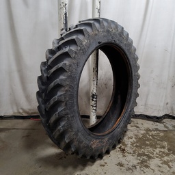 380/90R46 Titan Farm Hi Traction Lug Radial R-1 Agricultural Tires RT011231