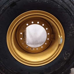 17"W x 25"D Flat Plate 3-Piece OTR Wheels WT008804
